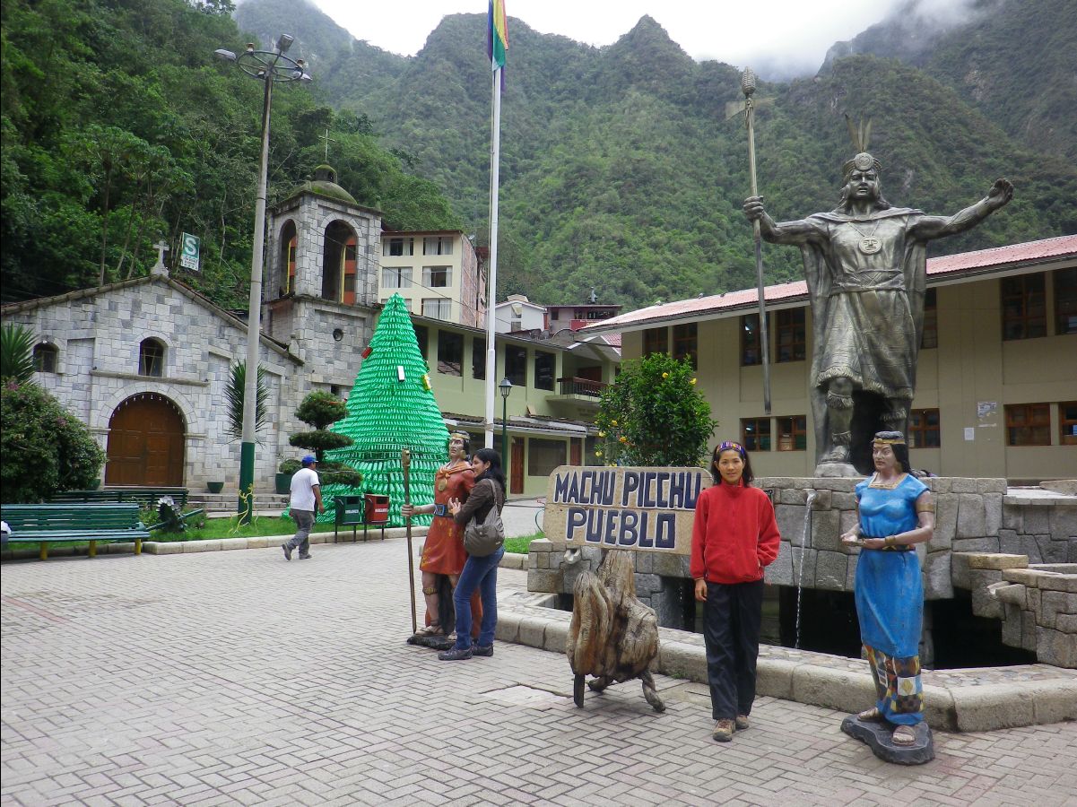 Aguas Calientes Village03